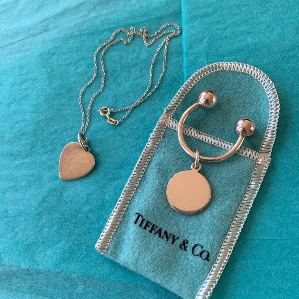 Tiffany&Co Horseshoe Keychain Charm & heartPendant - Picture 10 of 16